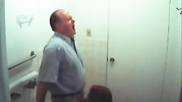 Daughter enjoys Fast blowjob for Daddy - 3 image