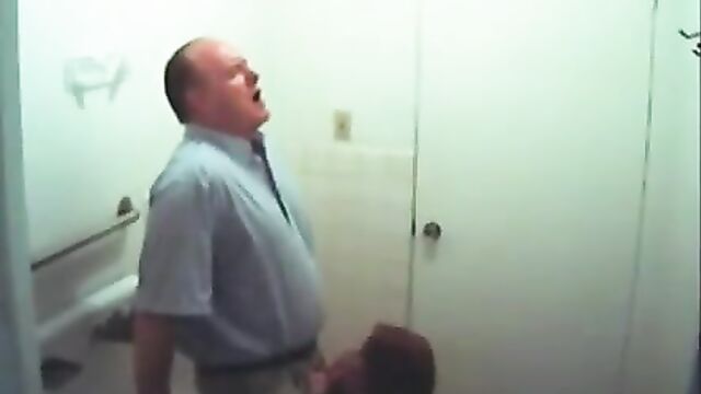 Daughter enjoys Fast blowjob for Daddy - 4 image