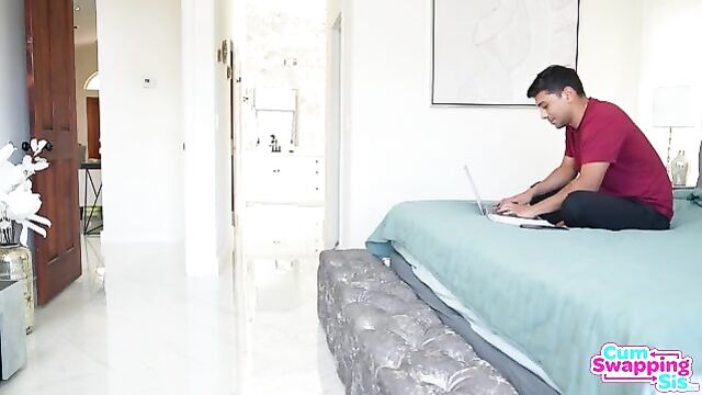 Sisters enjoy Brother's Dick In Your Room - 1 image